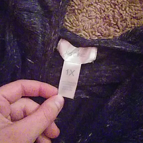 Flowy blue blouse - Picture 3 of 3